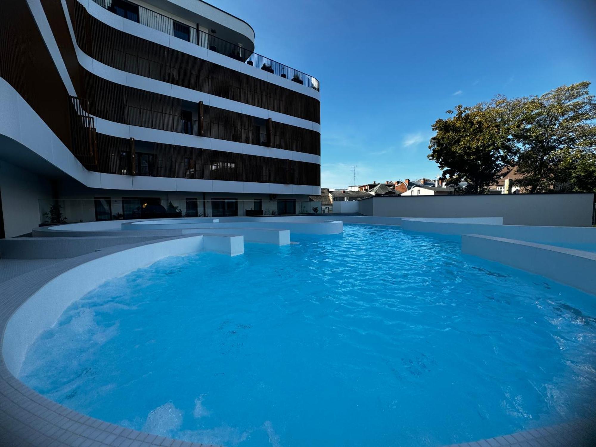 Baltic Waves Resort Apartment A012 Free Parking Miedzyzdroje Bagian luar foto